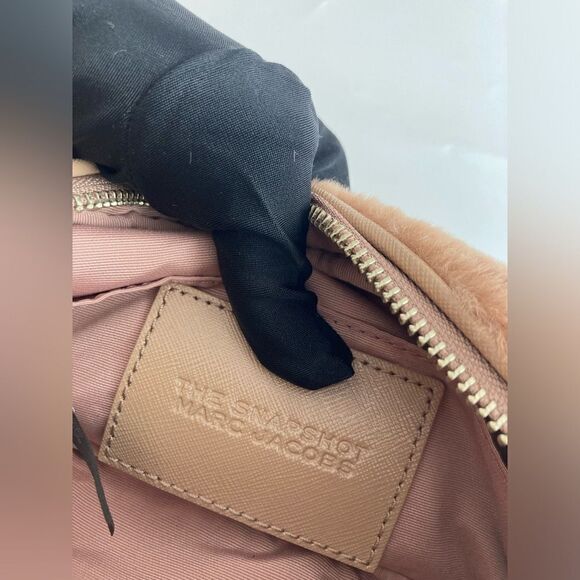 MARC JACOBS
Faux Fur Plush Snapshot Camera Bag Brown - Picture 5 of 7